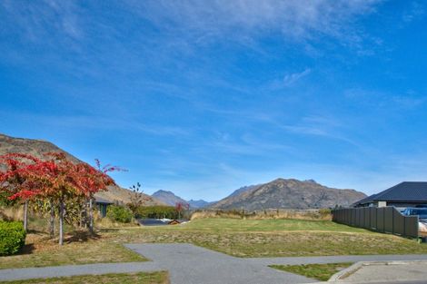 Photo of property in 18 Toni's Terrace, Lower Shotover, Queenstown, 9304
