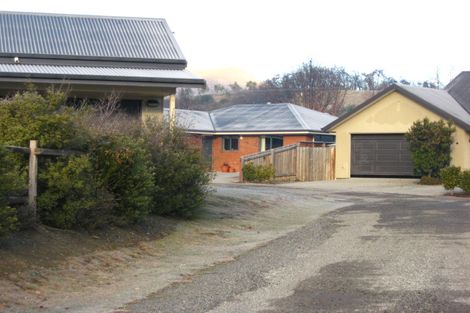Photo of property in 11 Shanahan Lane, Arrowtown, 9302
