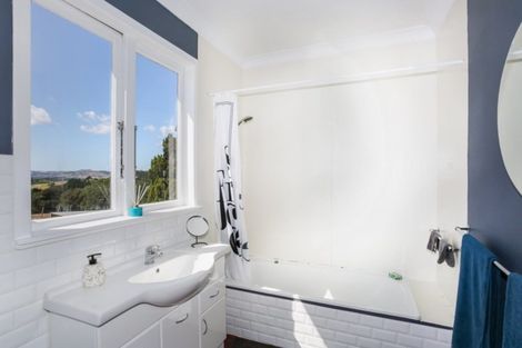 Photo of property in 295 Settlement Road, Puni, Pukekohe, 2678