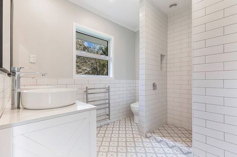 Photo of property in 11 Durey Road, Dairy Flat, Albany, 0792