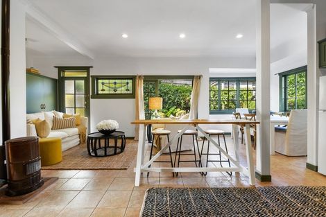 Photo of property in 37 Myrtle Street, Hamilton East, Hamilton, 3216