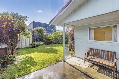 Photo of property in 4/63 Main Road, Titahi Bay, Porirua, 5022