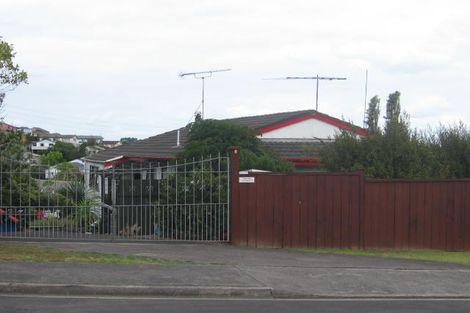 Photo of property in 3 Cassandra Grove, Totara Vale, Auckland, 0629
