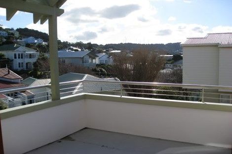 Photo of property in 2/46 Childers Terrace, Kilbirnie, Wellington, 6022
