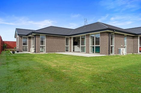Photo of property in 10 Eastbank Drive, Katikati, 3129