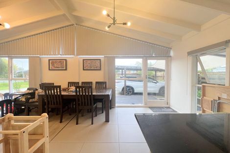 Photo of property in 8 Gossamer Drive, Pakuranga Heights, Auckland, 2010