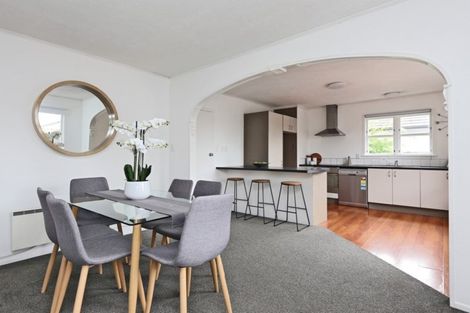 Photo of property in 1312 Jubilee Street, Mayfair, Hastings, 4122