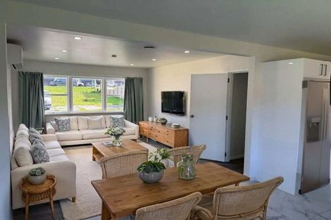 Photo of property in 11 Main Road, Wainuiomata, Lower Hutt, 5014