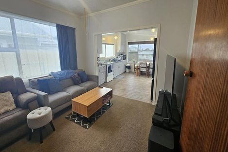 Photo of property in 69 Pendarves Street, New Plymouth, 4310