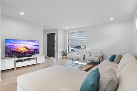 Photo of property in 7 Olearia Lane, Halswell, Christchurch, 8025