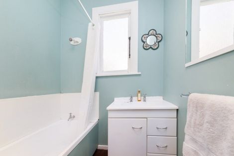 Photo of property in 10 Mere Mere Avenue, Palmerston North, 4414