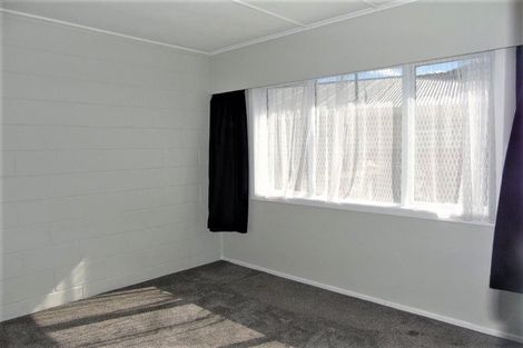 Photo of property in 7b Matthews Road, Wainuiomata, Lower Hutt, 5014