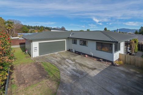 Photo of property in 5a Fairley Road, Lynmore, Rotorua, 3010