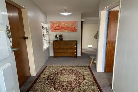 Photo of property in 3 Hawthorn Crescent, Stokes Valley, Lower Hutt, 5019