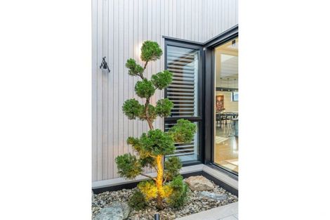 Photo of property in 11 Sapphire Spring Rise, Wanaka, 9305