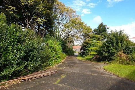 Photo of property in 2 Victoria Avenue, Waiuku, 2123