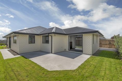 Photo of property in 16b Retallick Way, Amberley, 7410