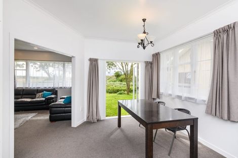 Photo of property in 977 Fitzherbert East Road, Aokautere, Palmerston North, 4471