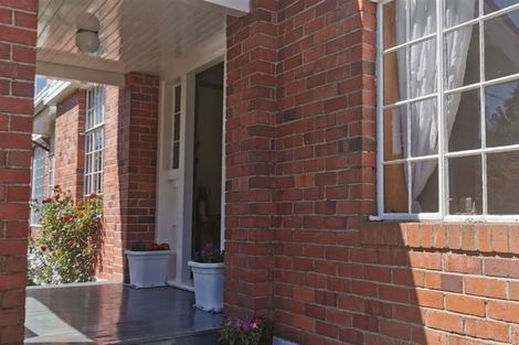 Photo of property in 118 Wellington Street, Picton, 7220