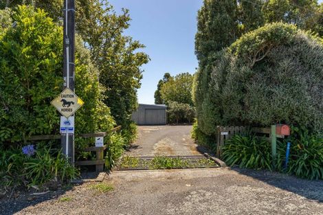 Photo of property in 55 Pitt Road, Hillsborough, New Plymouth, 4372