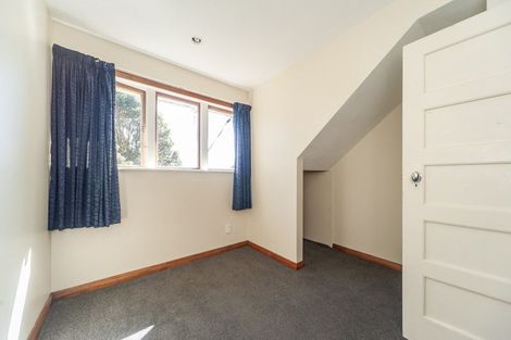 Photo of property in 35 Beacon Hill Road, Strathmore Park, Wellington, 6022