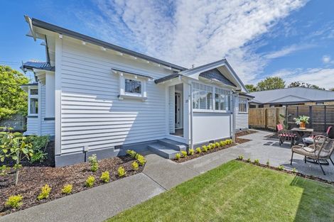 Photo of property in 15 Cardiff Avenue, Somerfield, Christchurch, 8024