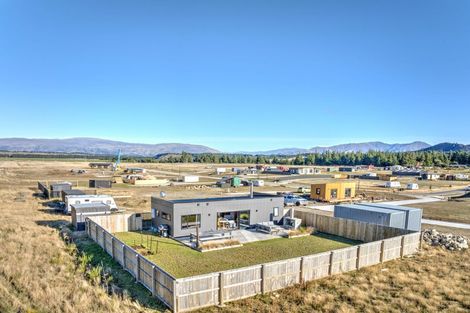 Photo of property in 11 Lost Burn Road, Lake Hawea, Wanaka, 9382