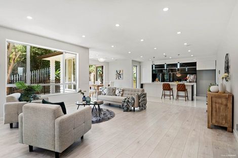 Photo of property in 29 Corricvale Way, Northcross, Auckland, 0630