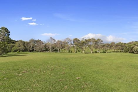 Photo of property in 60 James Paige Lane, Riverhead, Albany, 0793