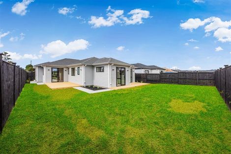 Photo of property in 30 Kakano Street, Clevedon, 2582
