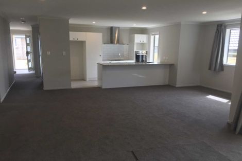 Photo of property in 19 Richardson Road, Omokoroa, 3114