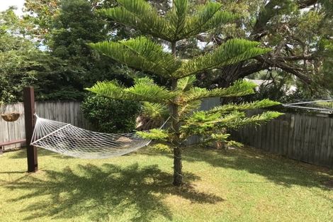 Photo of property in 1/6 Finchley Road, Torbay, Auckland, 0632