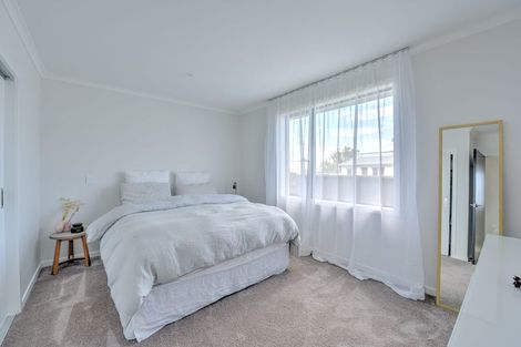 Photo of property in 17 Waverley Street, East Gore, Gore, 9710