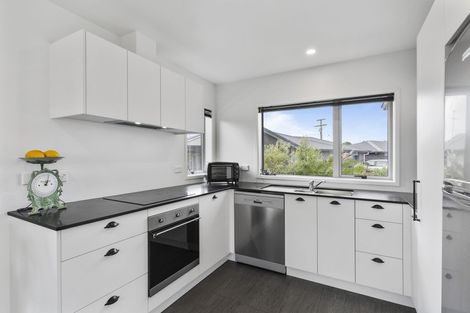 Photo of property in 116a Queen Street, Waiuku, 2123