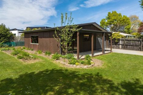 Photo of property in 22 Rata Street, Wanaka, 9305