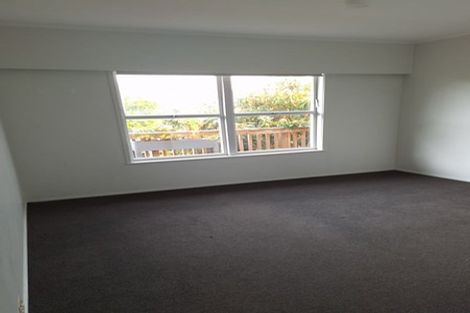 Photo of property in 2 Anne Road, Hillcrest, Auckland, 0627