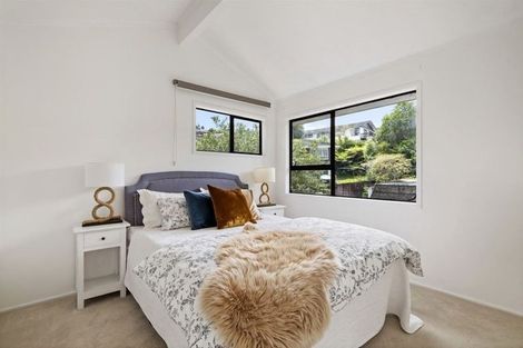 Photo of property in 1/4 Braund Place, Glenfield, Auckland, 0629