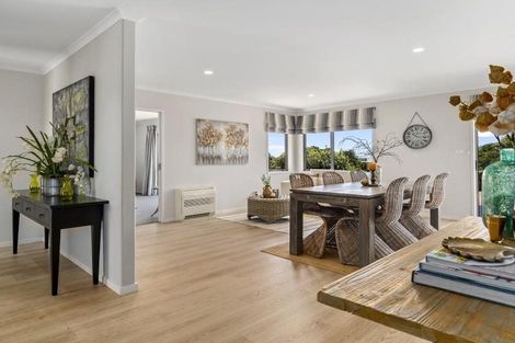 Photo of property in 156 Oteki Park Drive, Welcome Bay, Tauranga, 3112