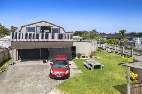 Photo of property in 12a Matai Road, Stanmore Bay, Whangaparaoa, 0932