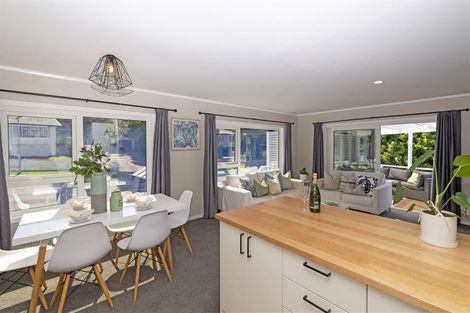 Photo of property in 1/29 Cranston Street, Torbay, Auckland, 0632