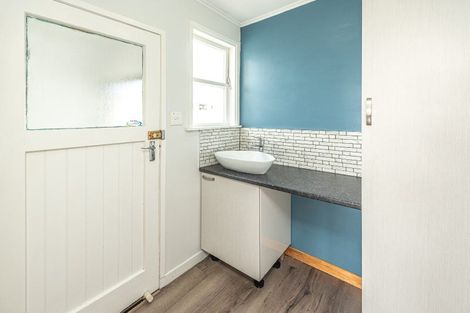 Photo of property in 70 Harper Street, Gonville, Whanganui, 4501