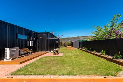 Photo of property in 8 Eric Batchelor Place, Waimate, 7924