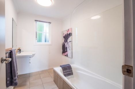 Photo of property in 128 Bedford Street, Saint Clair, Dunedin, 9012