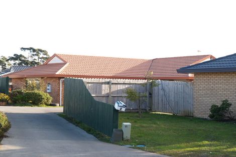 Photo of property in 8 Parkstone Place, Favona, Auckland, 2024