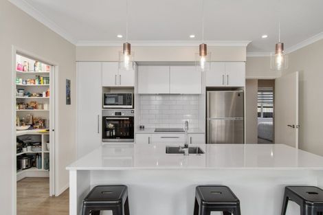 Photo of property in 77 Sandhurst Drive, Papamoa Beach, Papamoa, 3118