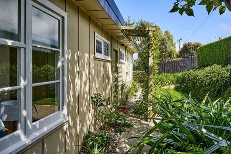 Photo of property in 106 Ironside Road, Johnsonville, Wellington, 6037