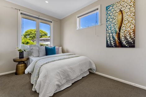 Photo of property in 1/5 Compton Street, Hillcrest, Auckland, 0627