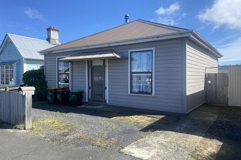 Photo of property in 220 Oxford Street, South Dunedin, Dunedin, 9012