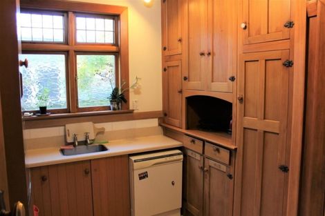 Photo of property in 22 Swanns Road, Richmond, Christchurch, 8013