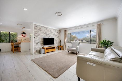 Photo of property in 56 Ian Sage Avenue, Long Bay, Auckland, 0630